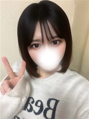 新人ゆあらティアラ