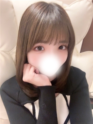 新人あいすティアラ