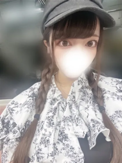 新人いつきティアラ