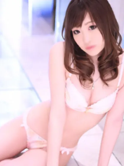 百合Aroma Eross［外国人又は海外出身のキャストも在籍］