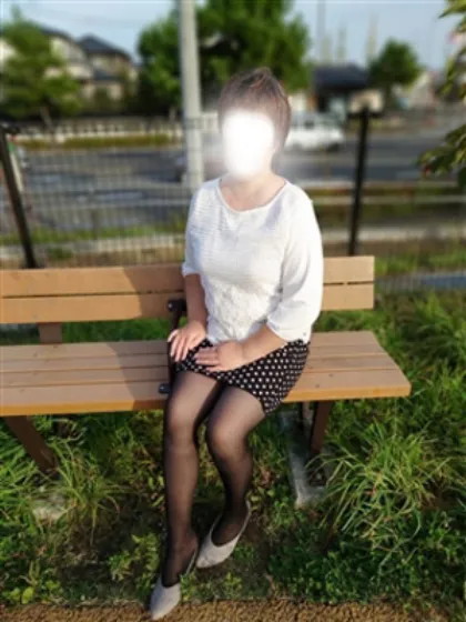 渚夢ごろも