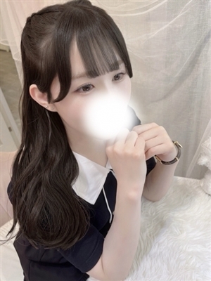 新人ゆらなティアラ