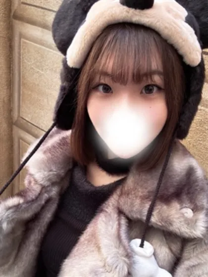 新人なゆこティアラ