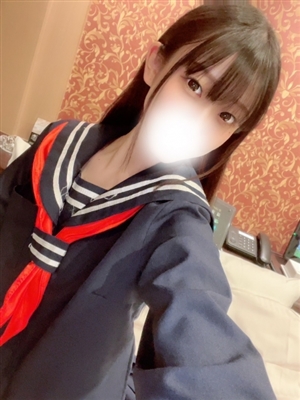 新人よるなティアラ