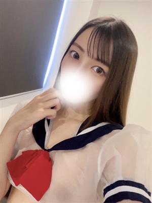 新人れいんティアラ