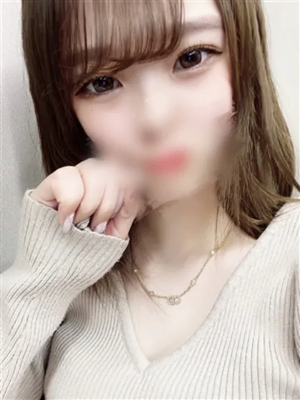 新人ひなみ/ティアラ