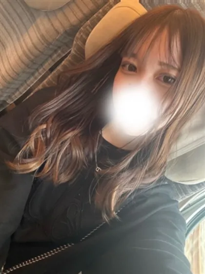 新人れのあティアラ