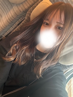 新人れのあティアラ