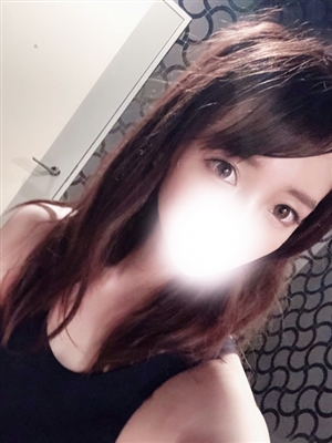 新人いずなティアラ