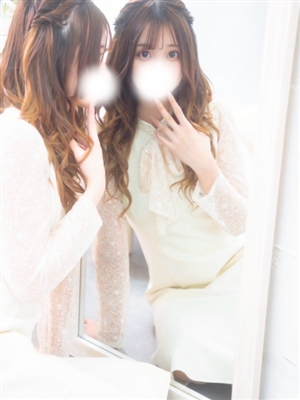 新人きりあティアラ