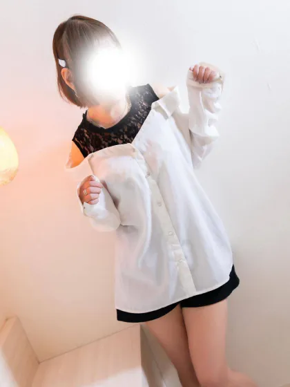 なな(淫らな童顔プリティドМ)デリボックス