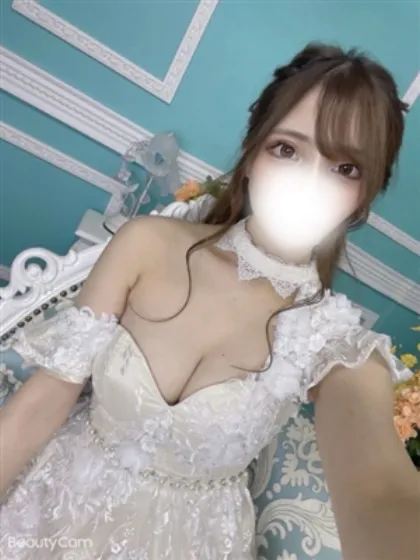 新人みかさティアラ