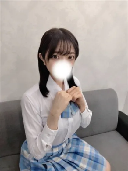 新人みくねティアラ