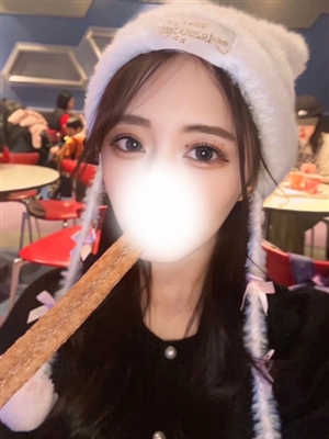 新人れいあティアラ