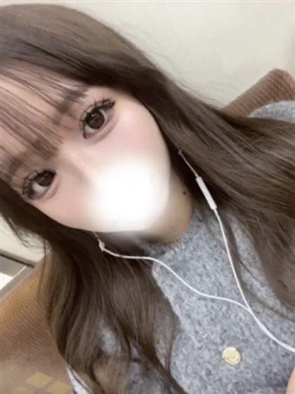 新人ももなティアラ