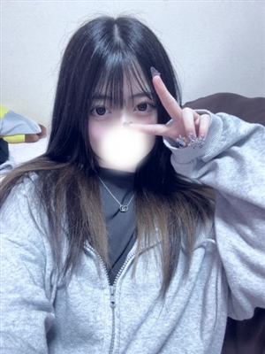 新人ななんティアラ