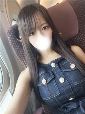 新人ひかるティアラ