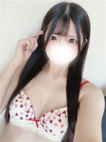 新人れいは/ティアラ