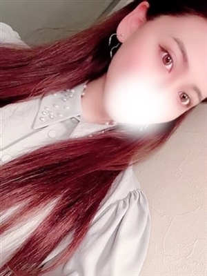 新人まゆティアラ