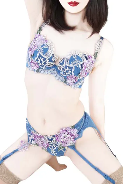 しおんリップクラブ