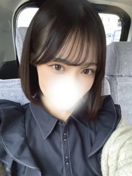 新人とあティアラ