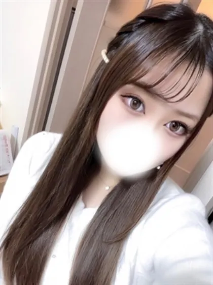 新人さえか/ティアラ