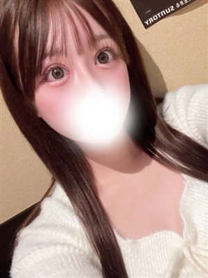 新人ゆかりティアラ