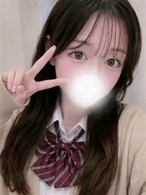 新人ゆうはティアラ