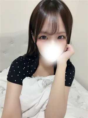 新人みなもティアラ