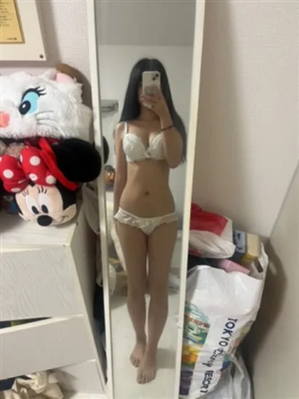 新人かなるティアラ