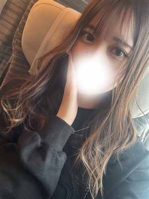 新人れのあティアラ