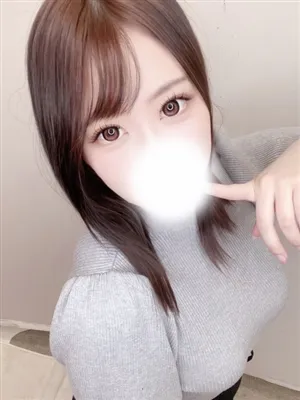 新人ゆありティアラ