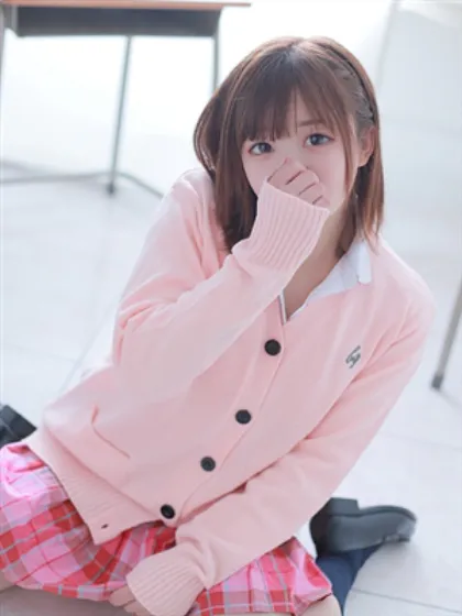 ユイTWO×TOP-ツートップ-