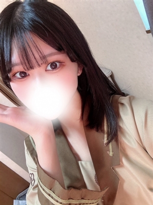 新人ひめるティアラ