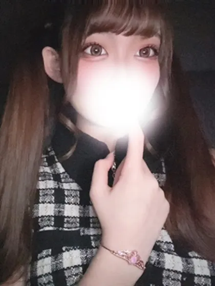 新人さなえティアラ