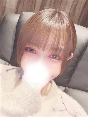 新人あまねティアラ