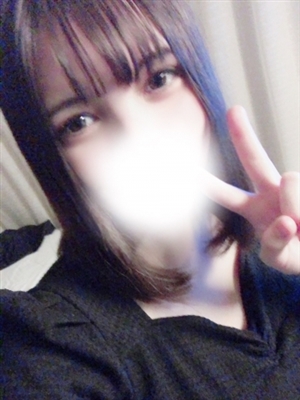 新人ゆりねティアラ