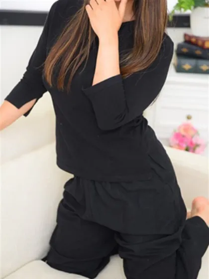 金城莉々(かなしろ　りり)出張回春エステ　ヴェントゥーラ（Ventura）