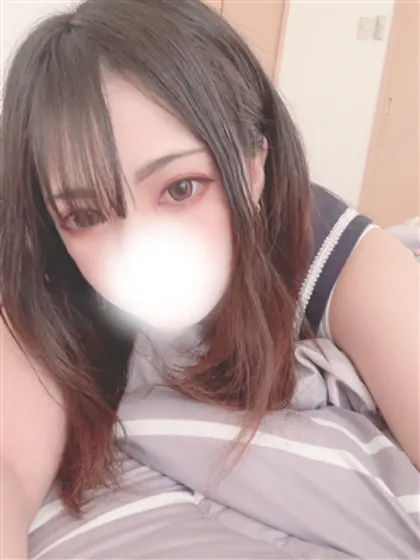 新人まれりティアラ