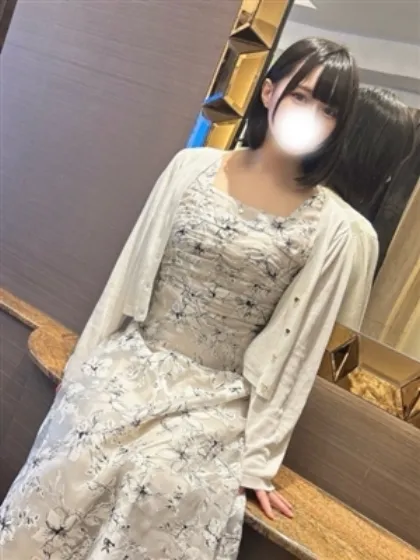 新人めろりティアラ