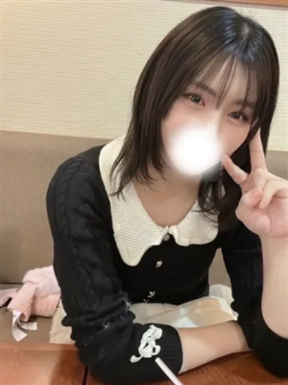 新人しゅんかティアラ