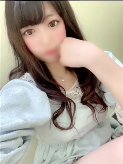 新人はつね/ティアラ