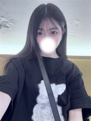 新人ななんティアラ