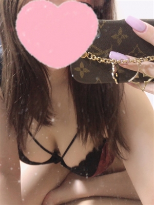 新人さりティアラ