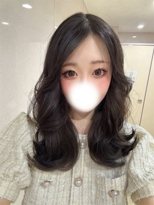 新人るとティアラ