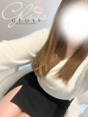 GLOSSおすすめ女の子3