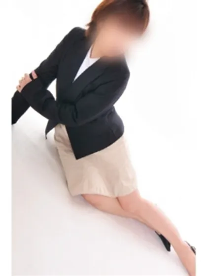 佐々木 春奈ELEGANCE