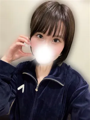 新人きいなティアラ