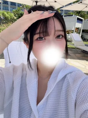 新人みつきティアラ