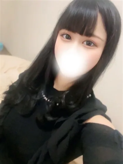 新人なつき/ティアラ